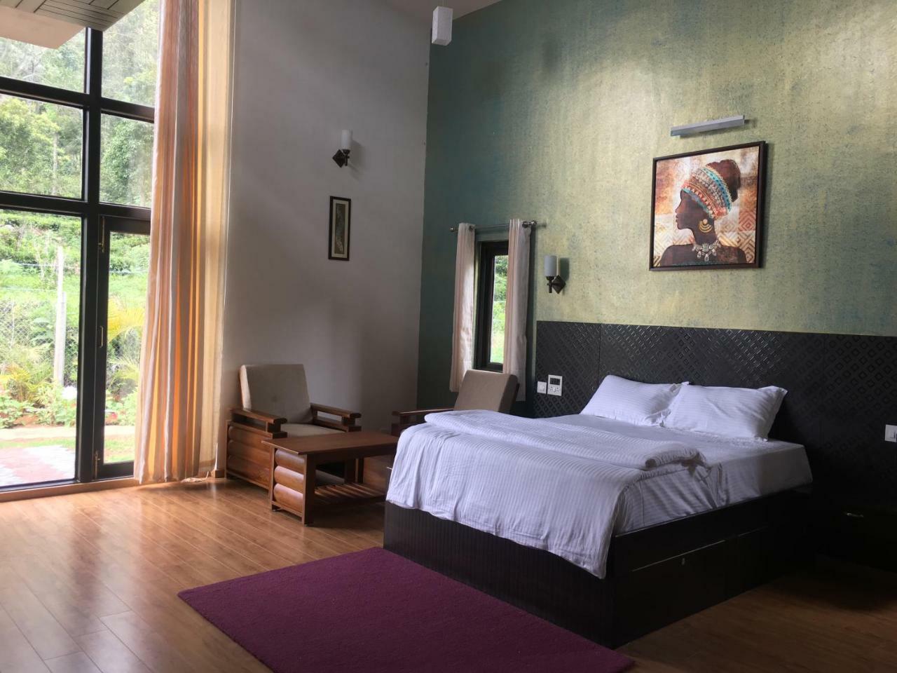Silvertip Cafe & Homestay Kotagiri Buitenkant foto